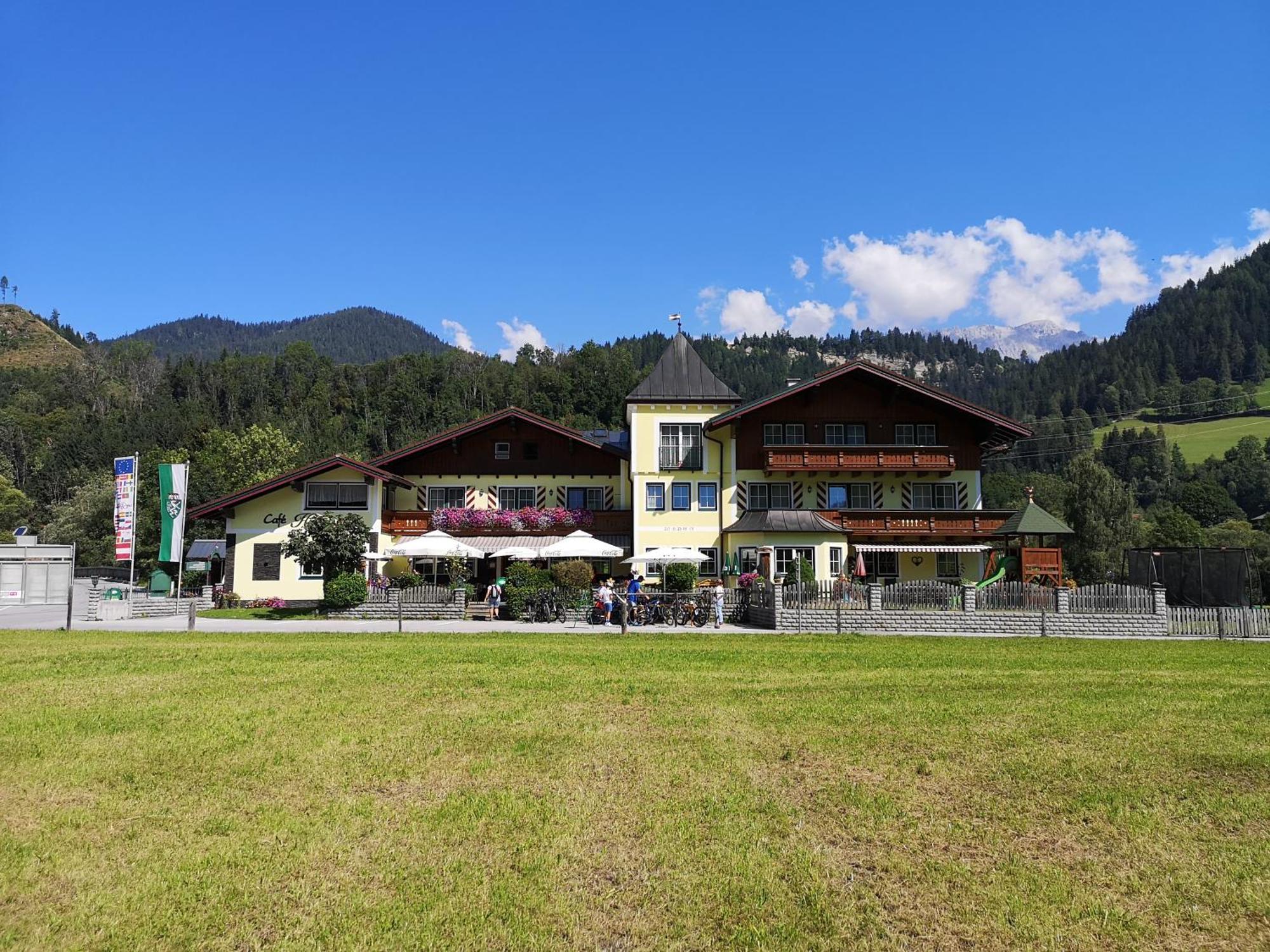 Hotel Cafe' Hermann Шладминг Экстерьер фото